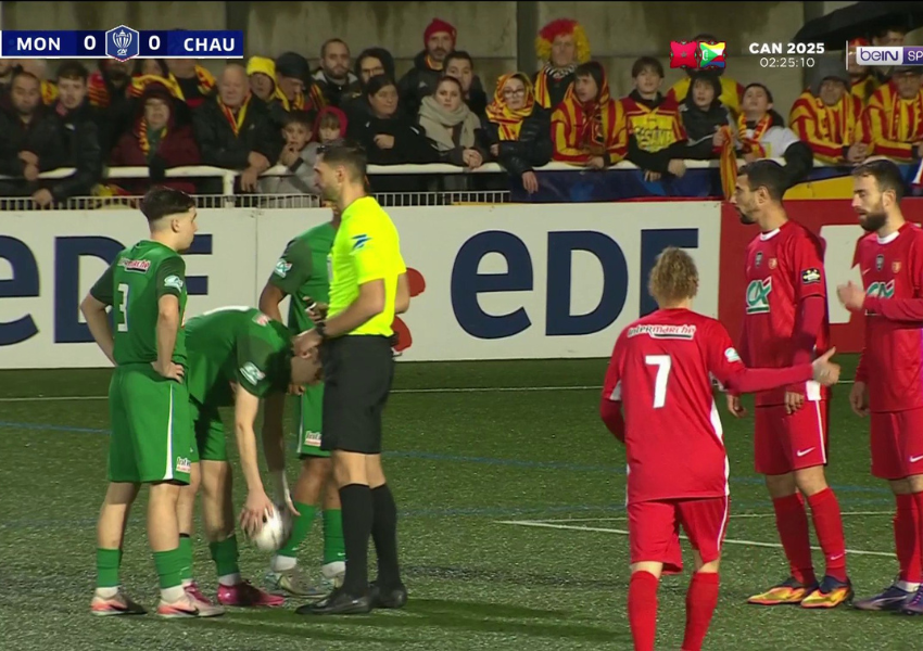 Carton rouge après 13 secondes en Coupe de France