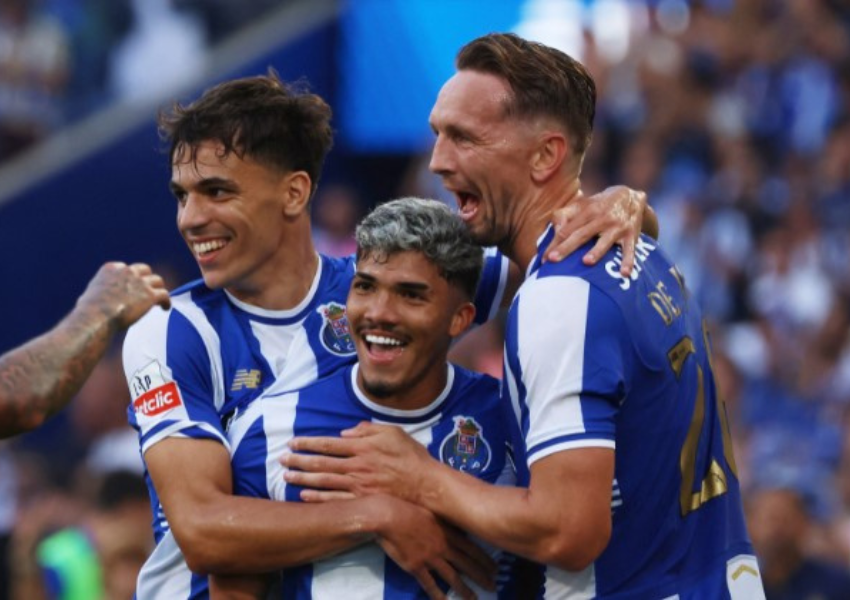 Un Clássico sans vainqueur, Porto reste leader