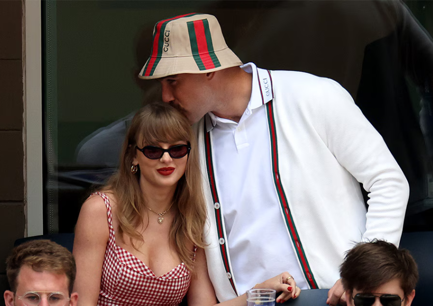 Taylor Swift et Travis Kelce : la star assume sa relation en public