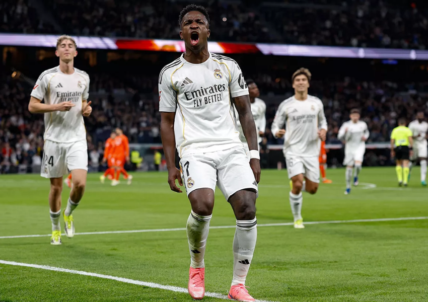 Real Madrid écrase la Real Sociedad en Liga