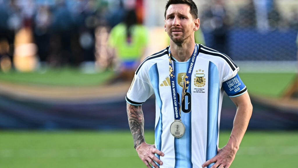 Lionel Messi en larmes après la finale de la Coupe du Monde 2026 perdue par l'Argentine.